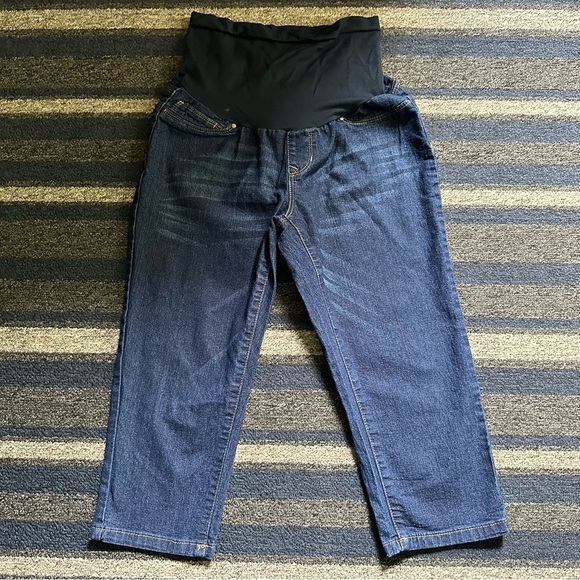 Hybrid & company Denim - Hybrid Company Maternity Capris Size Medium